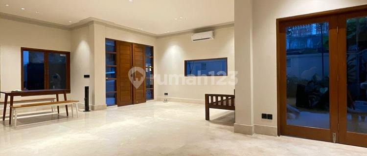 Disewakan Rumah Menteng Jalan Rembang Siap Huni  1