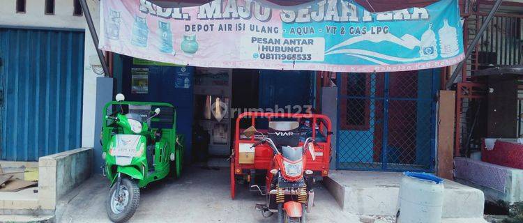 Dijual Cepat Ruko Beserta Usaha Depot Air Minum dan Gas di Bekasi 1