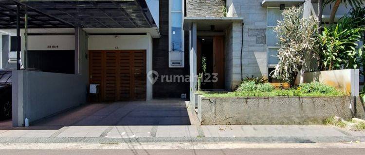 Rumah Minimalis Tropical Sangat Asri di Sektor 9 Bintaro Jaya 1