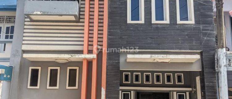 Dijual Cepat Rumah 3 Lantai di Sakura Garden, Batu Ampar 1