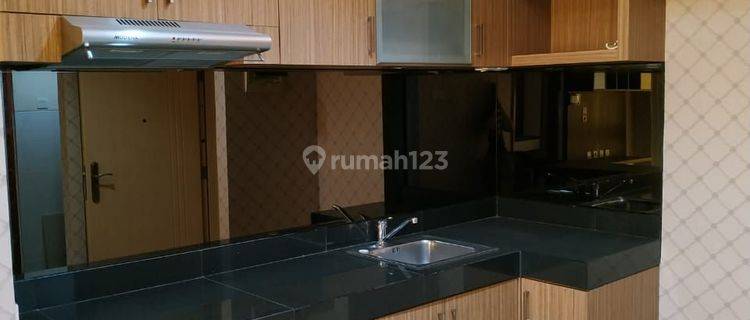 Dijual Apartemen MG Suites Gajah Mada 2BR / 2 Kamar Tidur Furnish 1