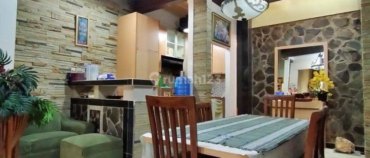 Rumah Dijual Di Kota Wisata | Rumah123.com