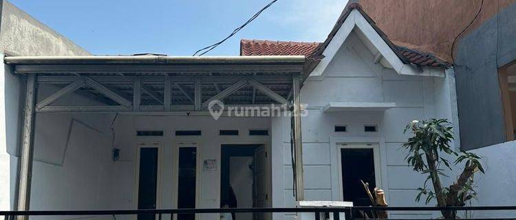 Rumah Minimalis Rapi Lokasi Cluster Di Duta Bintaro 1