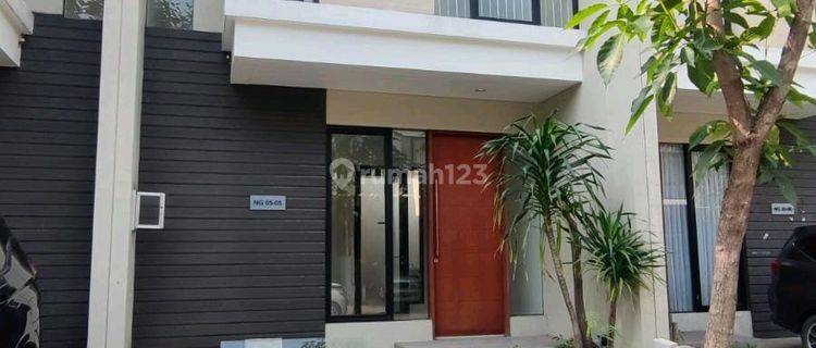 Rumah Northwest Lake 2 Lantai Bagus Murah 1