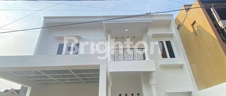 RUMAH MEWAH 2LT SIAP HUNI LINGKUNGAN PERUMAHAN DI SIDOARUM GODEAN 1