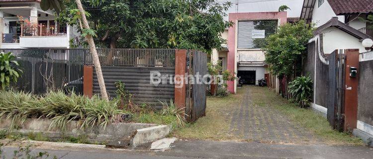 RUMAH BESAR UNTUK KANTOR DAN GUDANG DEKAT TERMINAL CONDONG CATUR 1