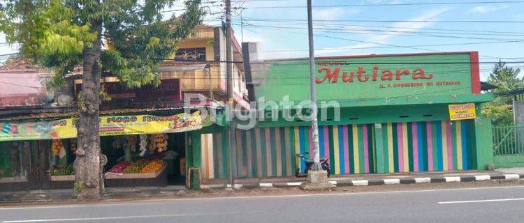 DIJUAL RUMAH 2 LANTAI DI JALAN DIPONEGORO KUTOARJO 1