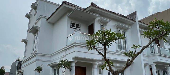 Rumah Dalam Cluster di Pejaten Jakarta Selatan  1