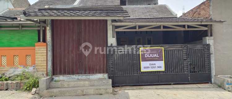 Hunian Bagus di Jalan Utama Perumahan Bck Ada Ruang Usaha 1