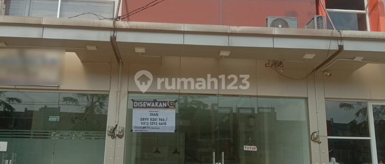 Shop House Suitable for Business on Main Road Serang City Residence 1