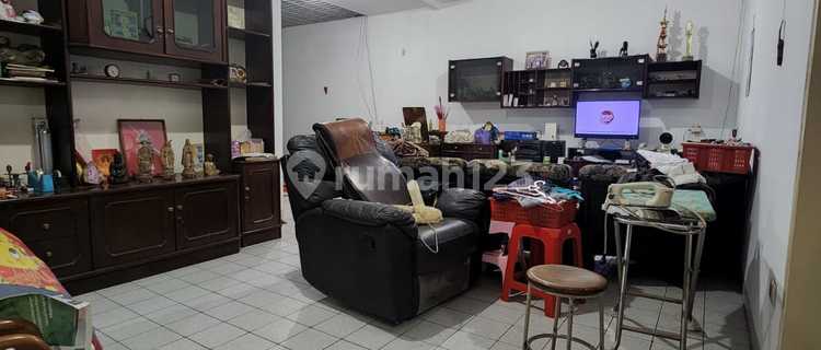 Rumah Bagus Unfurnished SHM di Pasir Salam, Bandung 1