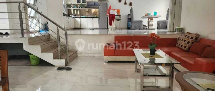 Rumah Dago Pandawa Hadap Selatan Cozy Bagus Unfurnished SHM Dago, Bandung 1