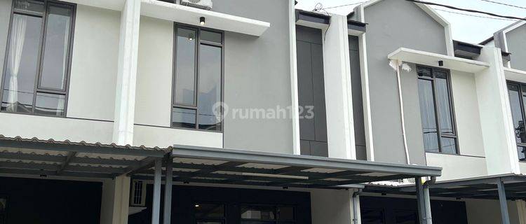 Rumah Baru 2 Lantai Cluster Taman Kopo Indah V Margaasih Bandung 1