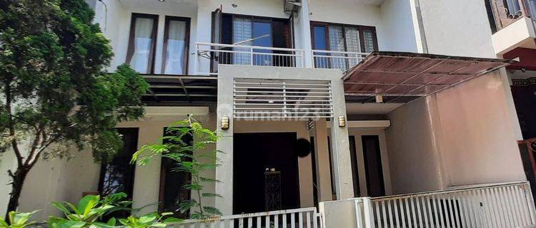 Jual Rumah Semolowaru Bahari Koala Regency 2 Lantai Furnished 1