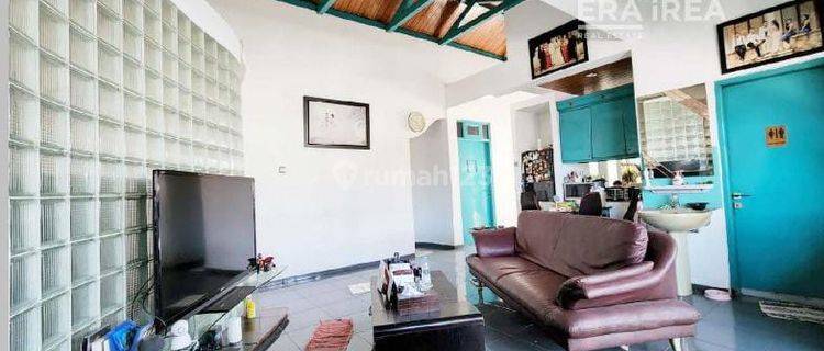 Ruang Usaha 3 Lantai di Jayengan Surakarta 1