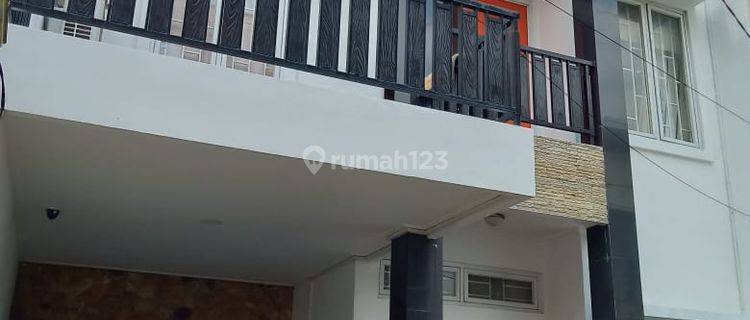 Rumah 2 Lantai Dekat Bintaro 10 Menit Ke Stasiun Sudimara 0784 1