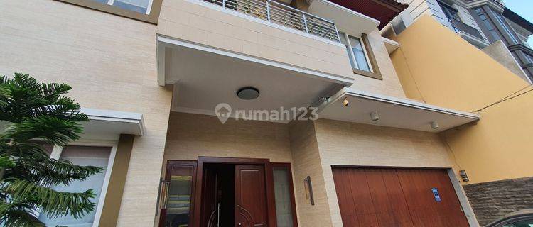 Rumah di agung tengah 10 Lantai SHM Bagus Selatan Full Furnished  1