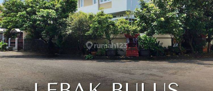 For Sale Rumah Dalam Komplek, Posisi Hoek & Row Jalan Lebar 1