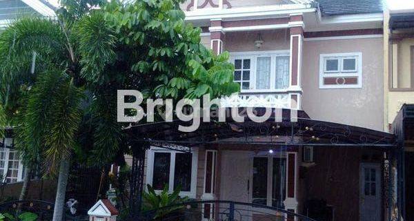 Rumah 2 1/2 Lantai Cantik Terawat di Balikpapan Orlando 1