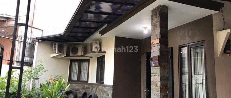 Dijual Rumah  siap huni BSD  sektor 1.2 Griyaloka

Dekat Pasar Modern 1 1