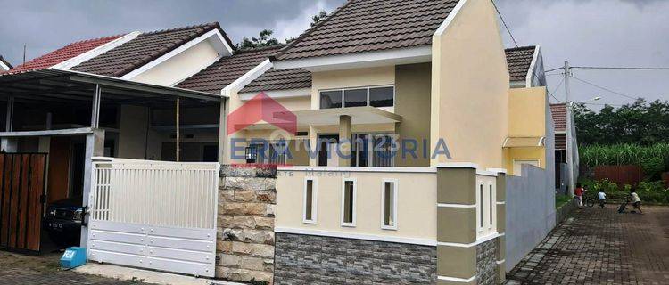 Rumah Mungil Pojokan Di Mutiara Bandara Dekat Bandara Abd Saleh 1