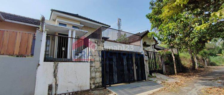 Jual Rumah Minimalis Kondisi Terawat Eltari Cemorokandang Kota Malang 1