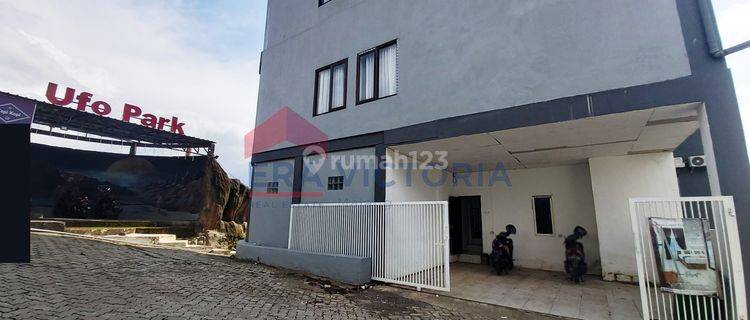 Dijual Hotel Lengkap Furniture Bangunan 5 Lantai Dekat Paralayang Pujon Dan Rabbit Park 1