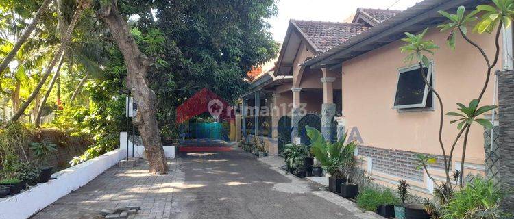 Rumah Bagus 2 Lantai Lokasi Strategis Dekat Perkantoran  1