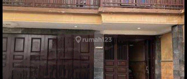 Rumah kos di juanda aktif 3 lantai dekat kuliner  1