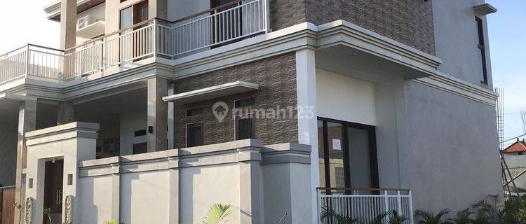 Villa Siap Huni 2 Lantai, Full Furnish, Hook, Dekat Pantai Cemagi 1