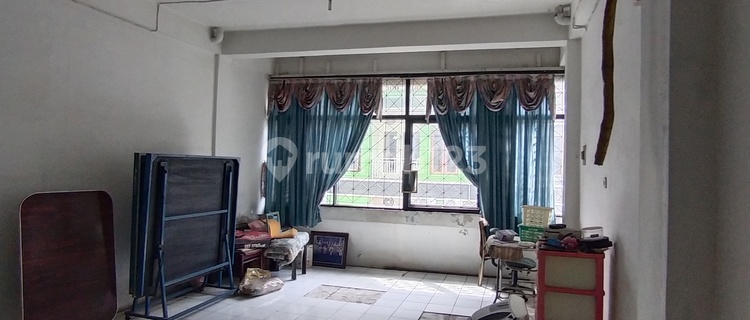 For Sale: Jelambar Baru Shop House, Grogol, West Jakarta 1