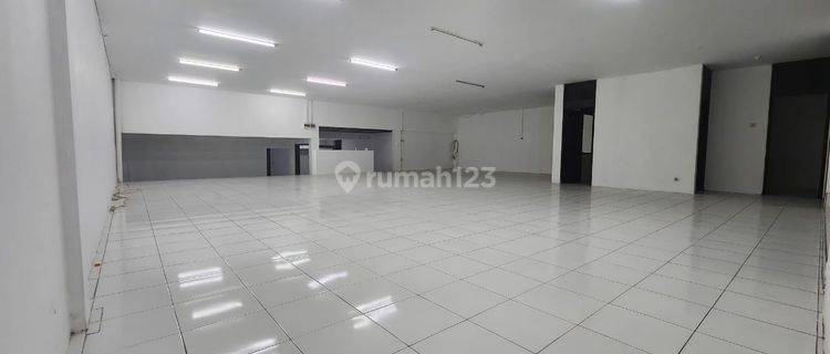 Ruang Usaha Surya Sumantri Mainroad Cocok Kantor Billiard Kuliner 1