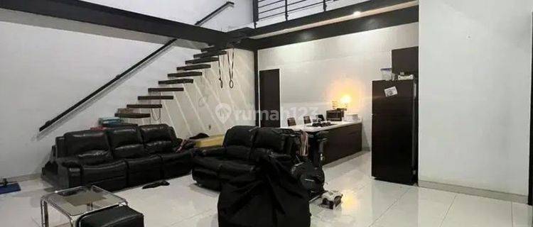 HOT DEAL SALE!! RUMAH, KANTOR, BASEMENT KEREN!! CUZZZLAH, Rumah Bagus 3 Lantai Sukasari Sarijadi 1