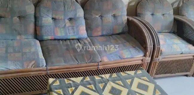 Hot Deal! Disewa Rumah Bagus Lantai Atas Saja Pasteur 1