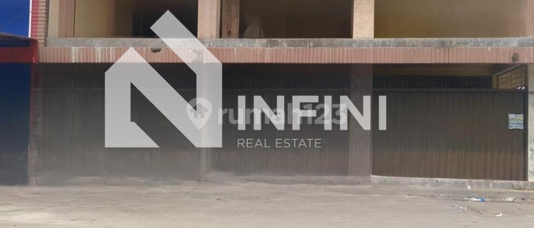 Ready-to-Use 3-Unit Attached 3-Storey Shophouse in Batam Center Area, Batam 1