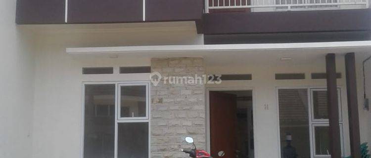 Eksklusif Menarik Rumah Murah Ala Villa 2 Lantai  1