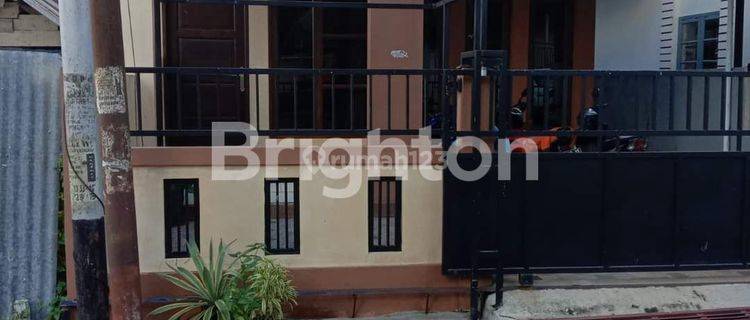 RUMAH BANGSALAN BETON PERMANEN 4 PINTU DI SURYANATA 1