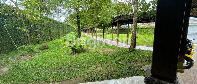 RUMAH MEWAH DAN MEGAH INDAH MEMPESONA 1