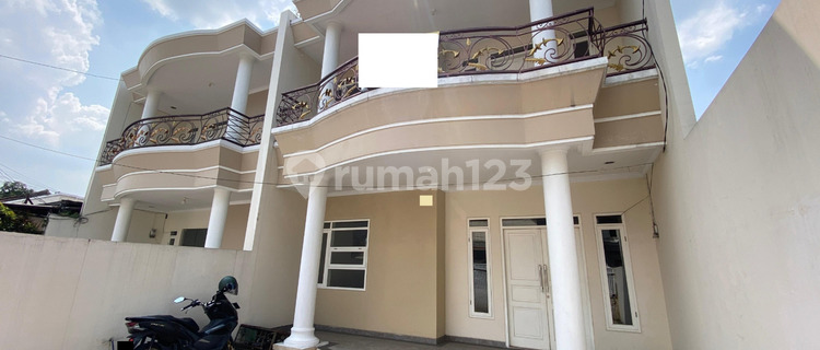Good 2-Story Shophouse in Turangga 1