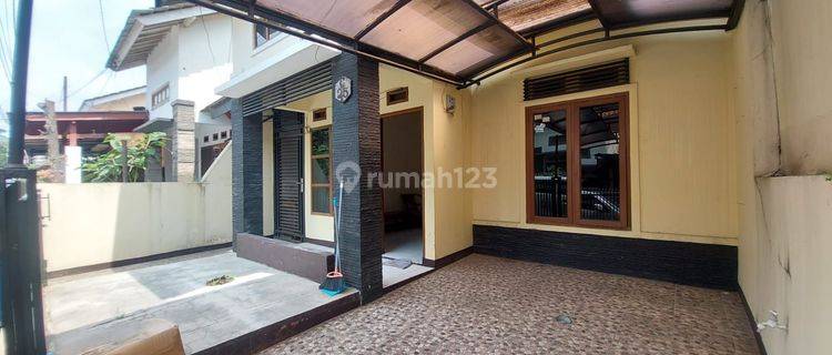 Rumah Satu Lantai Di Komplek Permata Buahbatu 1