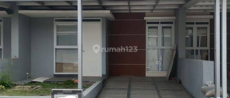 Rumah Bagus Unfurnished SHM di Desangkanhurip, Bandung 1