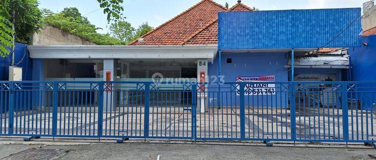 Rumah Strategis di Lokasi Pusat Bisnis di Jalan Kartini 1