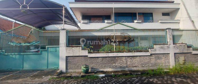 Rumah Mewah Dan Luas di Jalan Tengger 4 Sertifikat HGB 1