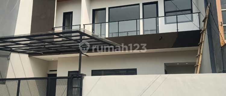 Rumah Baru 3 Lantai Siap Huni Dan Bebas Banjir Di Duren Sawit 1