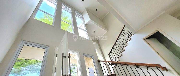 Siap Huni Rumah Mewah Modern 2 Lantai di Kawasan Greenwich Park Bsd  1