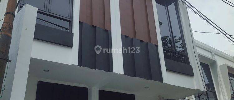 Di Jual Rumah. Cipinang Elok Jakarta Timur 1