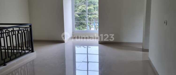 Rumah Muara Karang 3 Lantai Blok 4 3 Bedroom Unfurnished 1