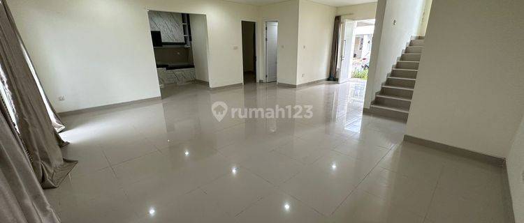 Disewakan Rumah Orchard Park Cluster Persea 1