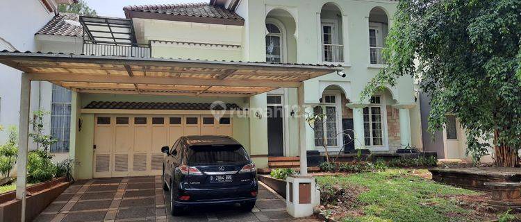 Rumah 2,5 Lantai Full Furnish, Bagus, Siap Huni di Giri Loka 1