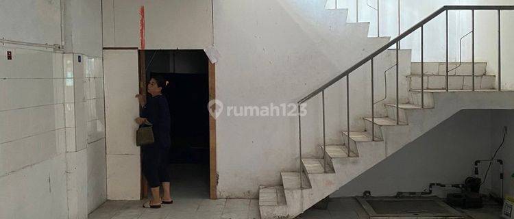 Di Jual Ruko di Jembatan Lima! Bagus dan Cocok Untuk Usaha! 1